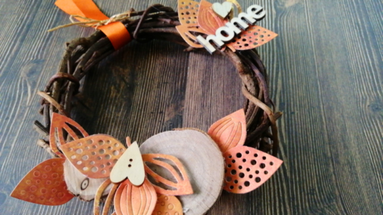 Home decor autunnale in legno e carta