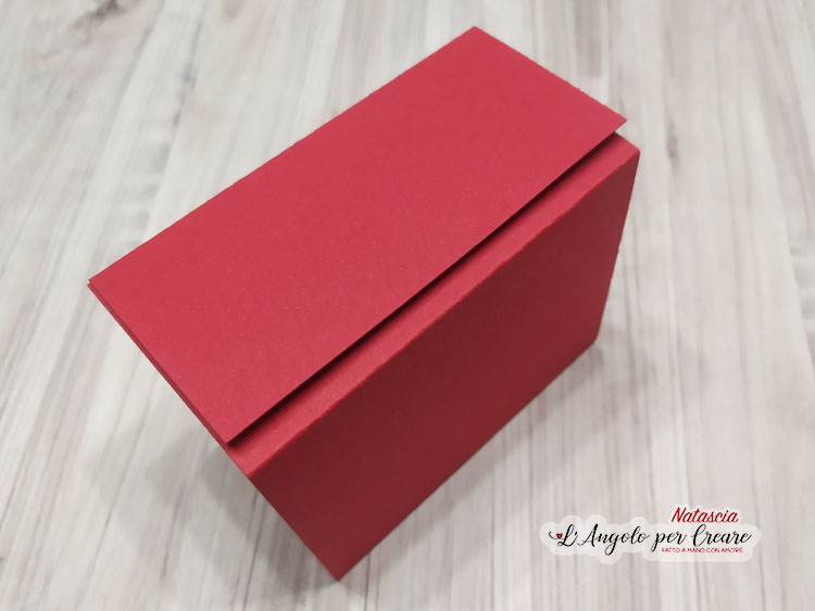 scatola scrap con magneti in chiusura