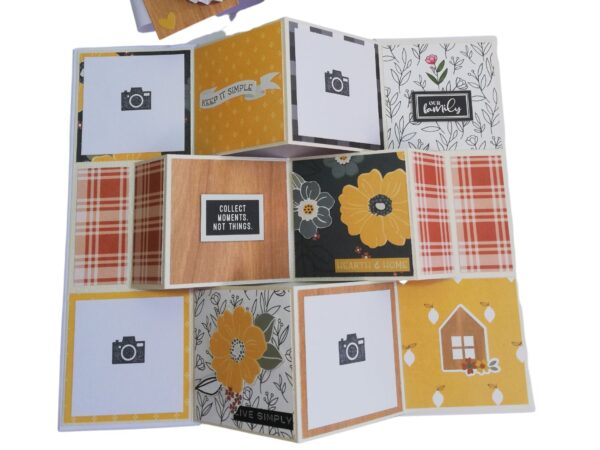 Trifold Shutter Album Autunnale: Casa & Amore